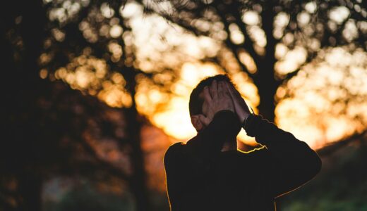 52歳の私は疲弊していた。なぜ50代は疲弊しているのか｜会社依存の終わりと人生再起動
